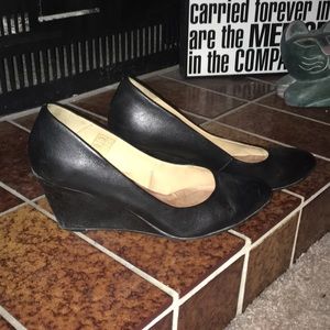 [4/$20] Black Point Toe Wedges
